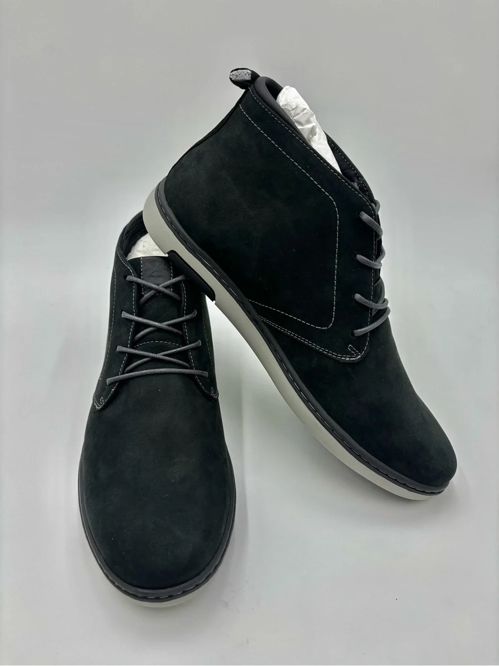 NEVER WORN- Men’s Black Nobuck Chukka Boots Size 9